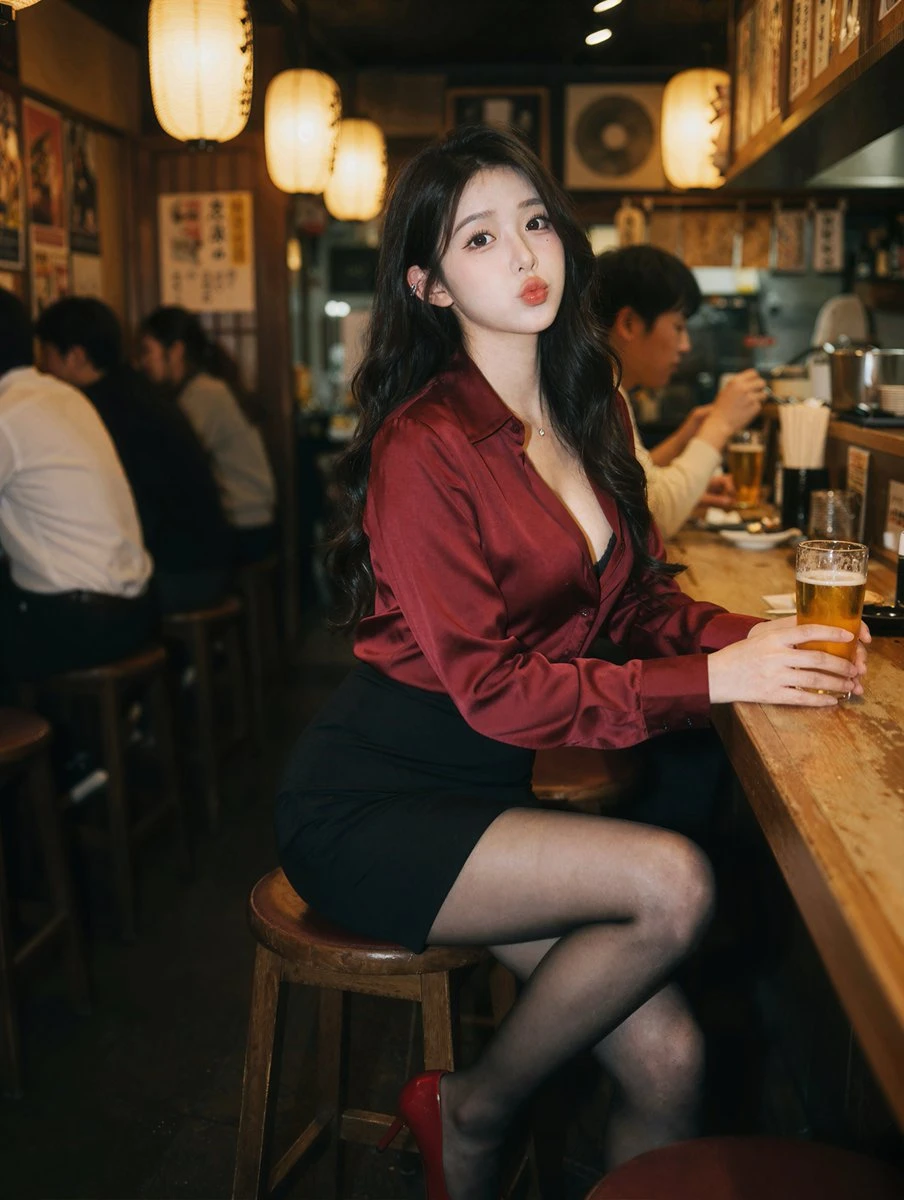日式居酒屋女性写真