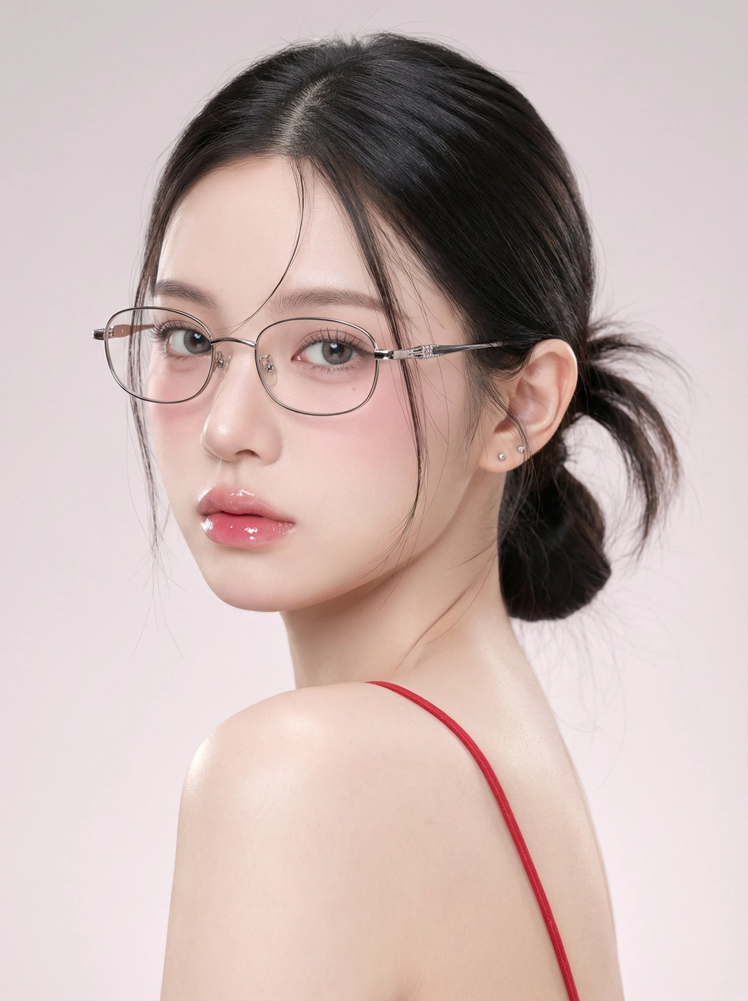 清冷系眼镜少女写真